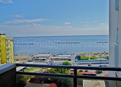 Vendita appartamento rimodernato con vista mare – lido di pomposa, lungomare